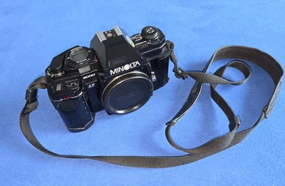 Minolta 9000 AF Kamera - SLR Filmkamera - Profikamera - Spiegelreflex - DEFEKT - Bild 1 von 3