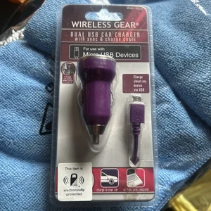 Wireless Gear Caricabatteria da Auto Doppio USB con SYNC e Cavo di Ricarica Viola Nuovo - Foto 1 di 7
