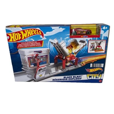 Hot Wheels City Blaze Blast Playset On The Go Includes Car Mattel NEW - Image 1 of 3