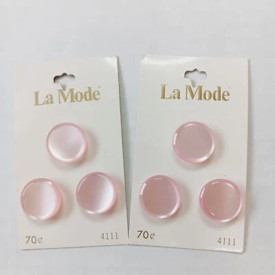 Juego de 6 botones vintage de plástico rosa claro La Mode caña redonda de 3/4" Foto 1 de 4