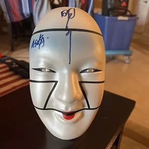 WWE Firmata ASUKA Maschera di plastica ufficiale adulto PRIMO MODELLO doppia firma - Foto 1 di 3