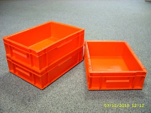 5 New Plastic Storage Crates Box Container 10L Red - Picture 1 of 1