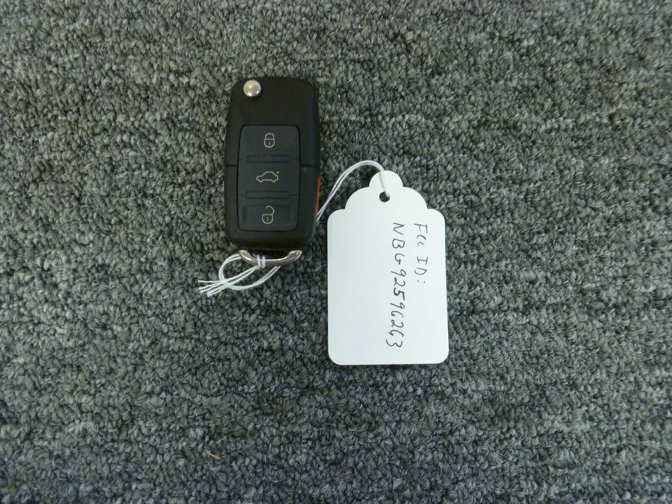 2008-2009 VW Volkswagen кролик Smart брелок бесключевой вход дистанционный заводской OEM S - Изображение 1 из 1