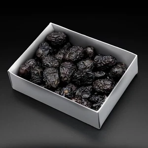 Ajwa Dates - Premium Dates From Medina, Saudi Arabia - Picture 1 of 4