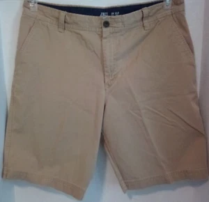 IZOD Saltwater Men's 38 x 10.5 Chino Shorts - Picture 1 of 10