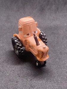 DISNEY PIXAR CARS - CHEWALL - MOO MOO PINK TRACTOR DIECAST MODELLAUTO MASSSTAB 1:55 - Bild 1 von 5