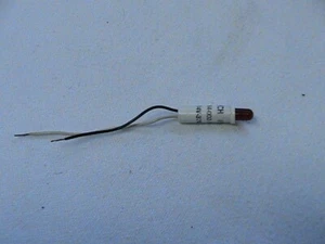 17 USED GENERAL INDUSTRIAL CONTROLS MINIATURE INDICATING LIGHT 6084-002-304R 14V - Picture 1 of 7