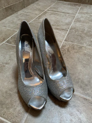 WORTHINGTON PLATA IRIDISCENTE BRILLO PEEP TOE ELEGANTE BOMBA/TALLA 10 IMPRESIONANTE Foto 1 de 4