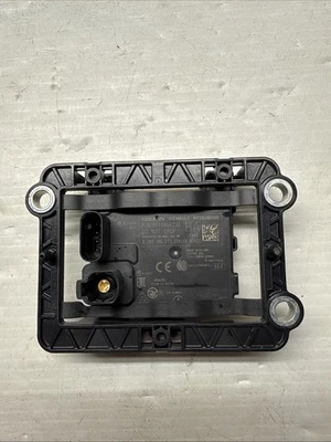 Nissan Adaptive Cruise Radar Sensor Connector 988906RZ3A - Image 1 of 3