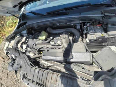 Módulo de control electrónico ECM del motor 2,5 L compatible con 14-16 VOLVO S60 25688314 Foto 1 de 4