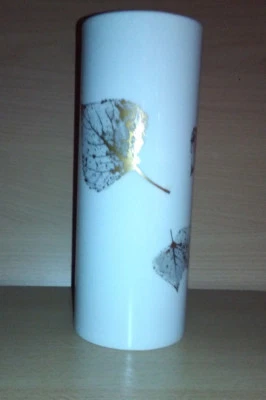 Blumenvase mit herbstlichen goldenen Blättern, aufrechte Form - Bild 1 von 4