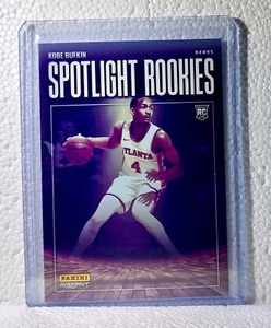Tarjeta de baloncesto Jobe Bufkin 2023-24 Panini #15 NBA Spotlight Rookies Hawks 1/209 - Imagen 1 de 2