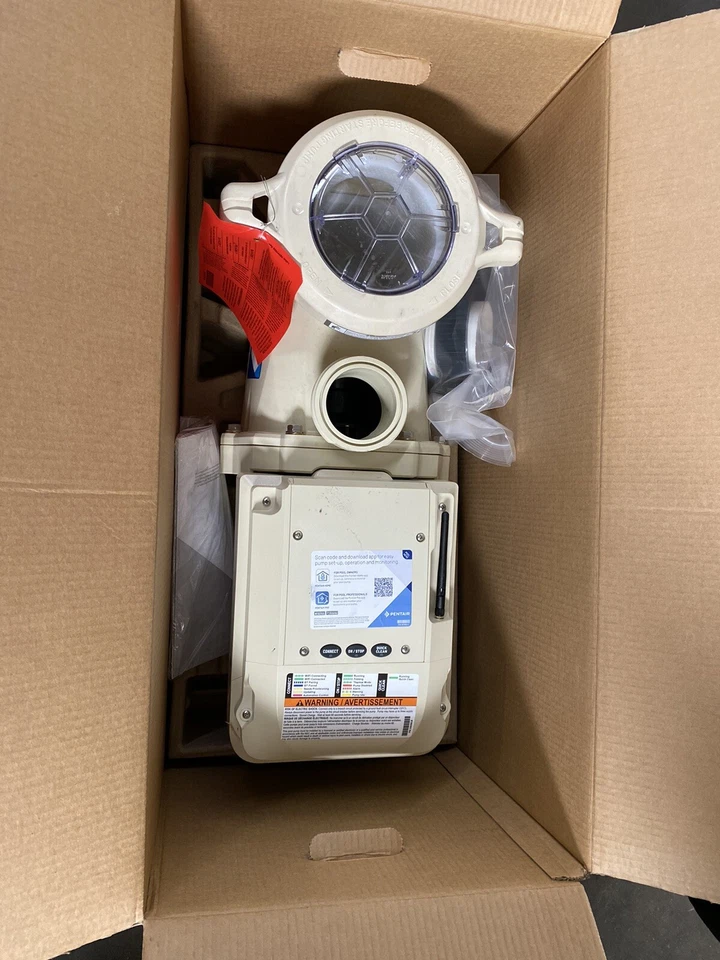 Pentair 011075 IntelliFlo3 VSF 3HP Variable Speed Pool Pump 208-230V - Image 1 of 1