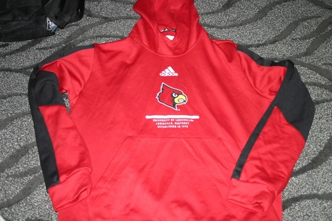 Louisville Cardinals Basketball Adidas team issued red hoodie XLT NWOT Cover