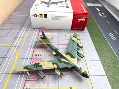 NEW Herpa 1/200 58-0185 U.S. Air Force B-52G Bomber Diecast Model 572767 - Image 1 of 4