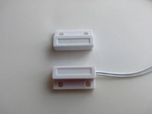 Interruptor sensor de alarma magnético de puerta. Conéctate a Raspberry Pi Pico con o Arduino. - Imagen 1 de 5