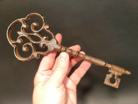 Antique Vintage Style Cast Iron Large Ornate Skeleton Key Cover