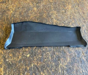 Guantera compartimento embellecedor Volkswagen Golf MK4 1J1858165A - Imagen 1 de 4