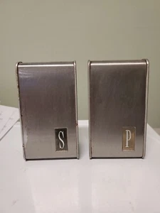 Vintage MCM Lincoln Beauty Ware Deluxe Chrome Triangle Salt & Pepper Shakers - Picture 1 of 5