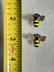 Bee Metal set of 2 shoe charms for crocs - Picture 1 of 3