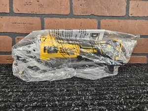 Amoladora angular compacta Dewalt DCG405 20V MAX XR de 4 1/2" con freno de contragolpe-***NUEVA*** - Imagen 1 de 10