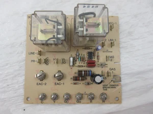 TABLERO DE CONTROL DE HORNO TRANSPORTADOR BRYANT PAYNE 302075-354 53GS 302 075354 NOS - Imagen 1 de 5