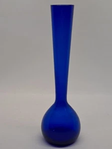 Vintage 8” Hand Blown Cobalt Blue Glass Stem/Bud Vase Sleek Style - Picture 1 of 6