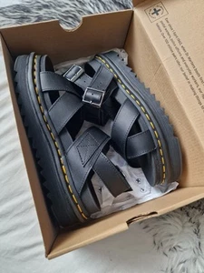 Black leather docs Dr Martens Voss II Mono sandals size 6 strappy summer shoes - Picture 1 of 7