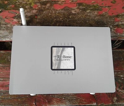Deutsche Telekom Speedport W 701V 54 Mbps 4-Port 100 Mbps Funk Router (40223539) - Bild 1 von 4