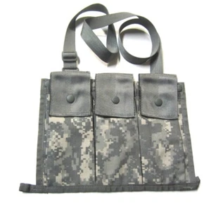 US Military Surplus GI MOLLE II 6 Magazine Bandoleer Borsa Mimetica - Foto 1 di 4