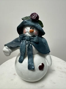 Vintage Enesco Donna Little Snowman Blue Jacket Figurine With Heart 1997 - Picture 1 of 7
