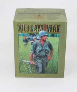 FIRST LEGION MINIATURES: VN014: VIETNAM WAR: INFANTRY CROUCHING WITH AK47 - Picture 1 of 8
