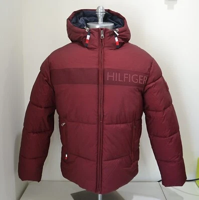 NOVO COM ETIQUETAS CASACO MASCULINO TOMMY HELPER ZÍPER COMPLETO COM CAPUZ JAQUETA ACOLCHOADA VINHO VERMELHO TAMANHO XS, P - Imagem 1 de 4