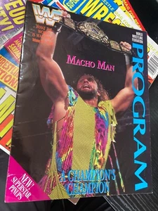 WWF WWE Magazine PROGRAM Volume #202 1992 Macho Man Randy Savage + Posters - Picture 1 of 5