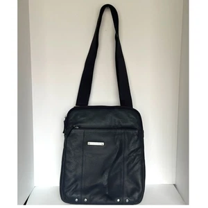 Borsa a tracolla Piquardo vera pelle blu navy borsa tablet iPad - Foto 1 di 19