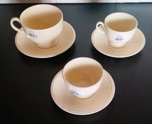 New Wedgwood EDME PLAIN 6 Pieces Breakfast Cup + Saucer ,Tea Cup + Saucer , Bow - Picture 1 of 6