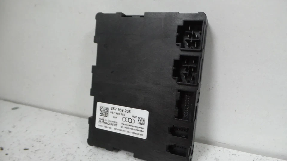 CENTRALIN TETTUCCIO CABRIO Audi TT Roadster (FV9/FVR) 2015 8S7959255 - Immagine 1 di 1