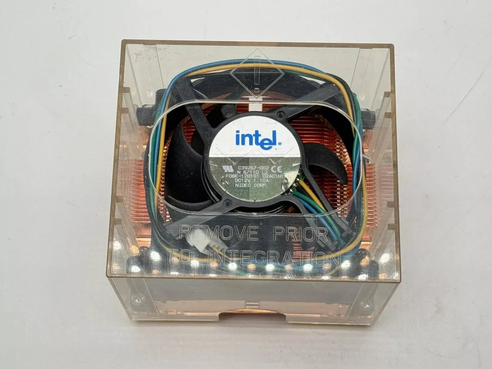 Intel D39267-002 LGA 771 Xeon CPU Copper Heatsink Cooling Fan (New, Genuine) - Image 1 of 3