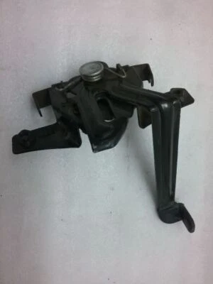 Actuador de bloqueo de capó Hatchback Note 2014 Nissan Versa S-39RM Foto 1 de 4