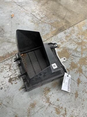 2017-2023 BMW M550I FRONT LEFT ENGINE AUXILLARY COOLING RADIATOR 17118742469 OEM Foto 1 de 4