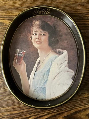 Vintage 15" 1973 Reproduction of 1923 Coca Cola Flapper Girl Metal Serving Tray - Image 1 of 4