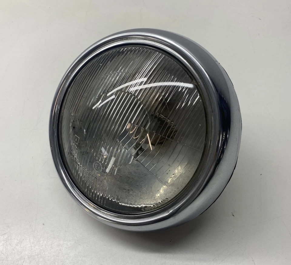 Mercedes W110 Heckflosse Front Scheinwerfer Chrom Ring Rahmen BOSCH mit Dichtung - Bild 1 von 4