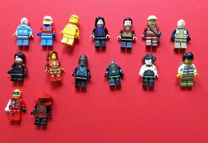 30 LEGO minifigures including  NEXO KNIGHTS, NINJAGO, HARRY POTTER  etc  BUNDLE - Picture 1 of 11