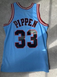 Scottie Pippen Jersey Bulls Reload 3.0 HWC Swingman 1997-98 Mens M Mitchell Ness - Picture 1 of 5