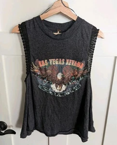 Camiseta sin mangas Free People Sundown Verbiage para mujer XS lentejuelas Eagle Las Vegas moto - Imagen 1 de 13