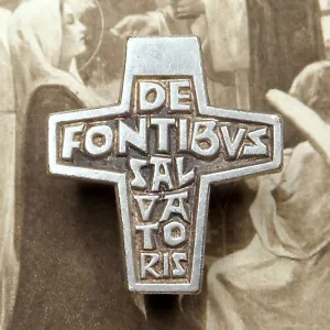 Antica spilla religiosa. De Fontibus Salvatoris. Sœurs du Très Saint Sauveur. - Foto 1 di 5