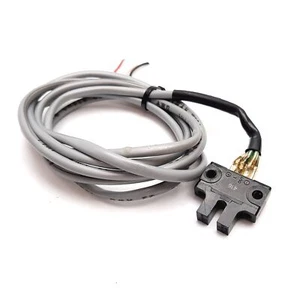 Sensor fotoeléctrico Omron EE-SG3, ranura de 3,6 mm, 30 V - Imagen 1 de 4