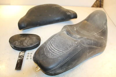 2011 Harley-Davidson Road Glide FLTRU Front Rear Drivers Passenger Seat Back  Foto 1 de 4