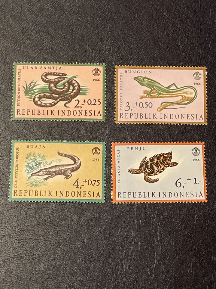 INDONESIA 1966 - CONJUNTO DE ESTAMPILLAS DE REPTILES 4 piezas, como nuevas muy ligeramente montadas Foto 1 de 4