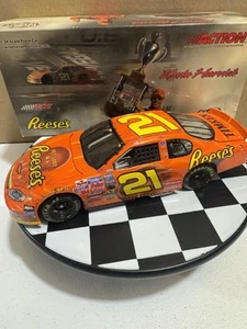 Kevin Harvick #21 Reese’s Las Vegas Win 2004 1/24 Nascar Diecast - Picture 1 of 13